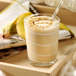 Smoothie med peanøttsmør, banan og linfrø